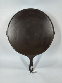 Vollrath #12 cast iron skillet
