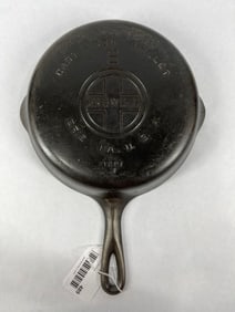 Griswold #6 cast iron skillet