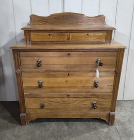 2 over 3 Chest of drawers w/ tear drop pulls & key