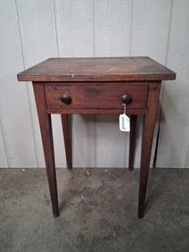 Early American 1drw table