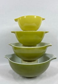 Pyrex Verde Green Cinderella 4pc nesting bowl set