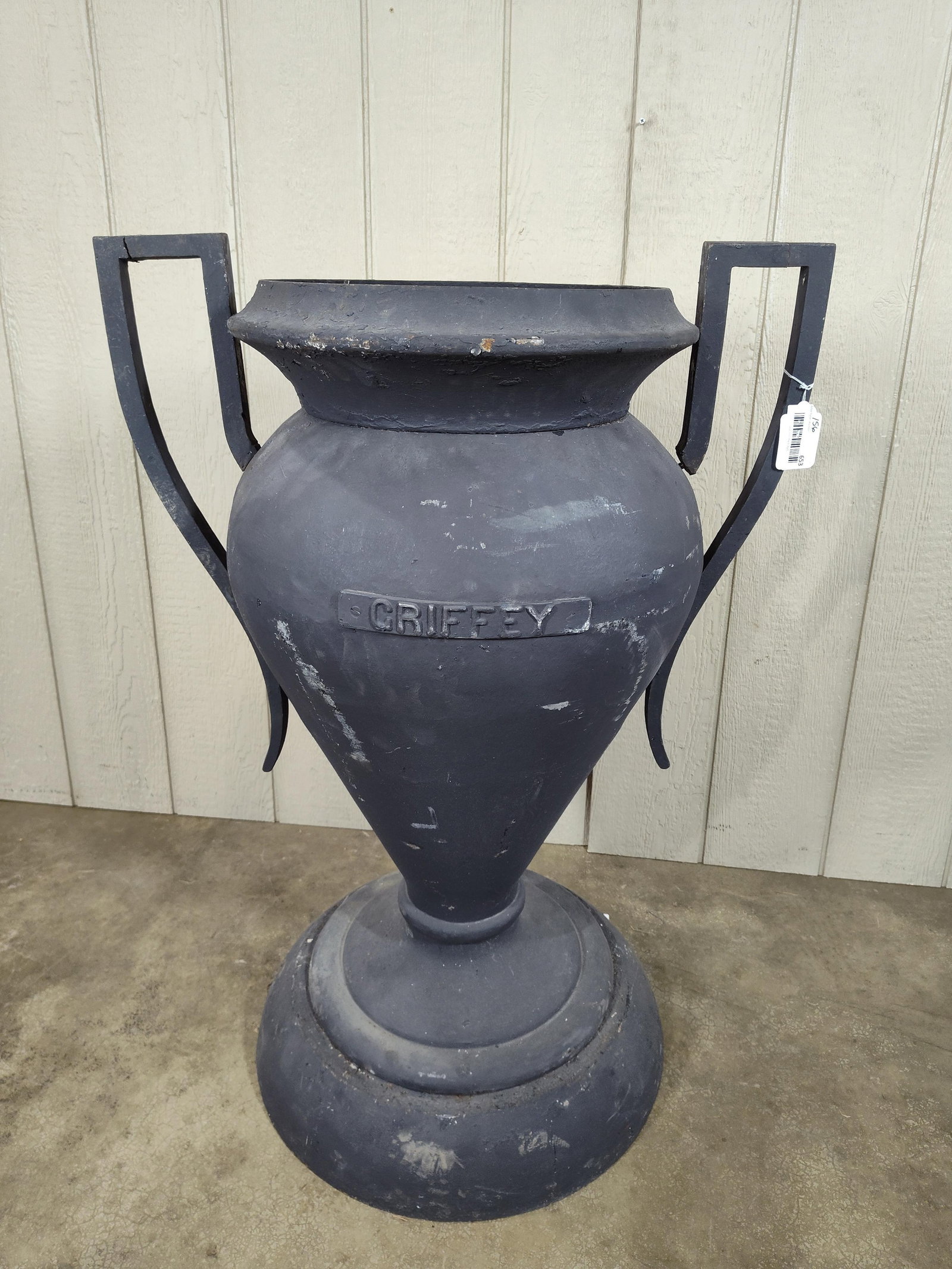 Large Griffey 3pc cast iron Urn (1 of 7)