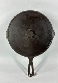 Wapak #8 Indian Head cast iron skillet