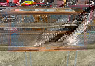 Nice Early Oak Columbia Country Store showcase