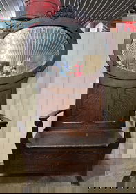 Early Victorian Quartersawn Oak Hall Bench