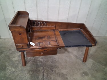 Primitive Cobbler's Bench w/ storage cubbie