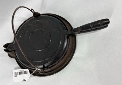 Wapak waffle iron