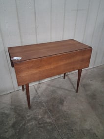 Early American Cherry Drop-leaf table