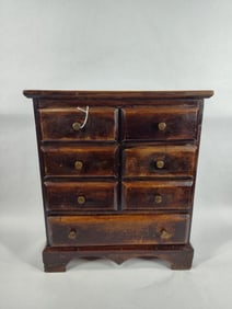 Early Childs 7-drw Chest of Drawers
