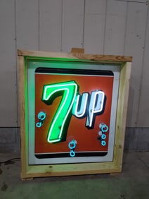 Great 7up neon sign