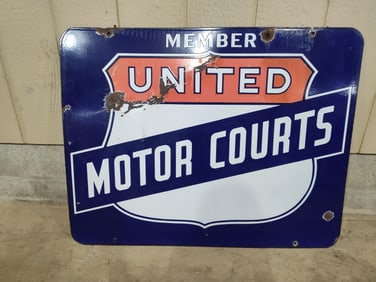 DSP Member United Motor Courts sign