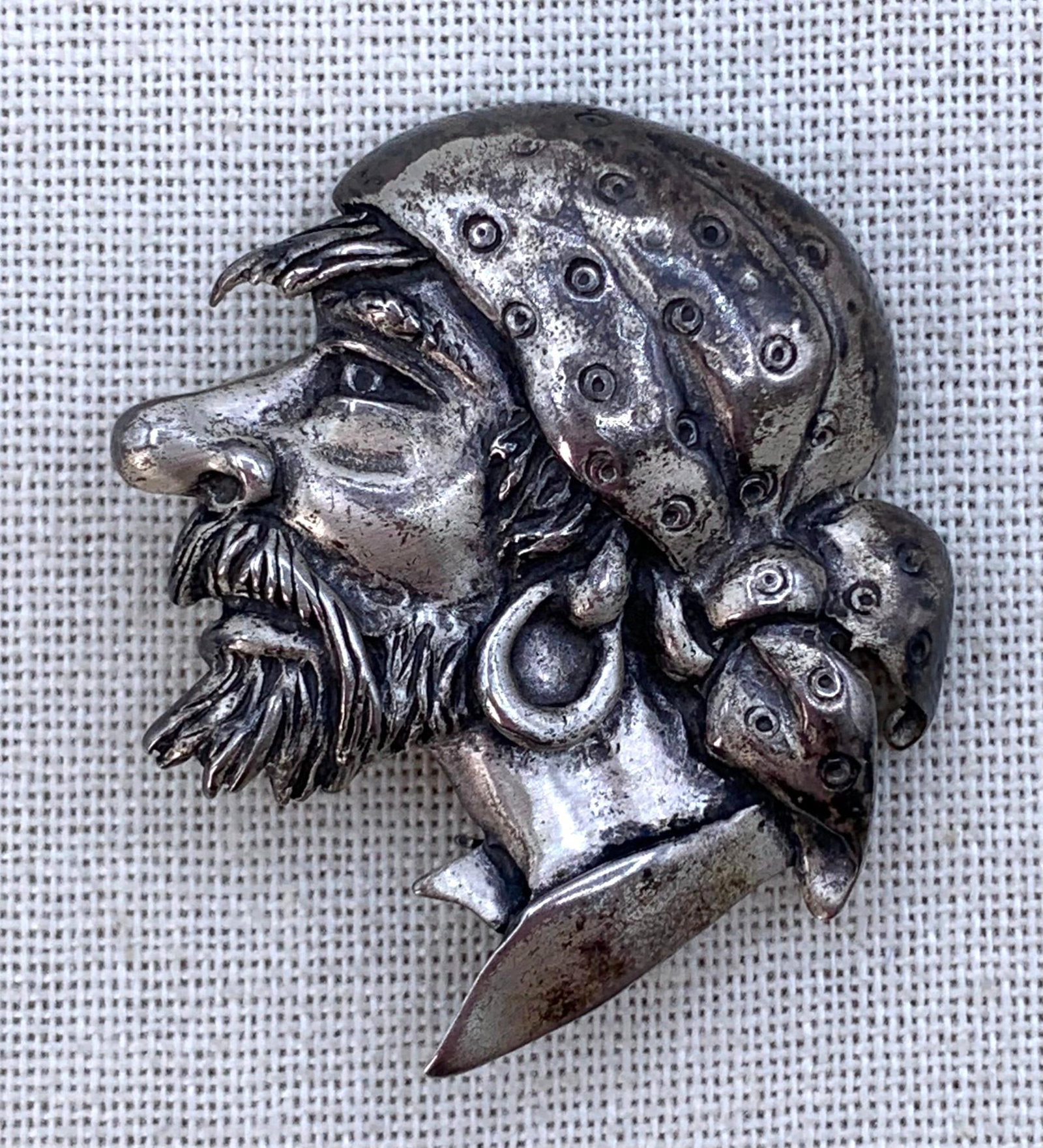 1940s Marleen 24.7 Gram Sterling Silver Vintage Pirate Brooch: Hefty in weight, fantastic detail, working closure, Marleen Sterling stamp, 1 7/8" x 1 5/8".