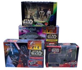 4 NOS Star Wars Micro Machines & Sci Fi Intergalactic Action Figures In The Boxes