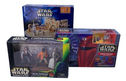 3 NOS Star Wars Micro Machines & Sci Fi Intergalactic Action Figures In The Boxes