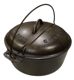 Antique GRISWOLD No 8 Cast Iron Tite-Top Dutch Oven, Lid & Wire Handle