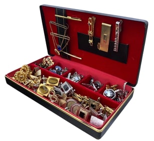 82 pc Mid Century Men's Cufflink, Tie Bar, Tie Pin Accessory Collection in Vintage Case
