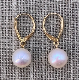 Quiet Luxury 14k Yellow Gold 9.5mm Creamy Freshwater Pearl Lever Back Earrings