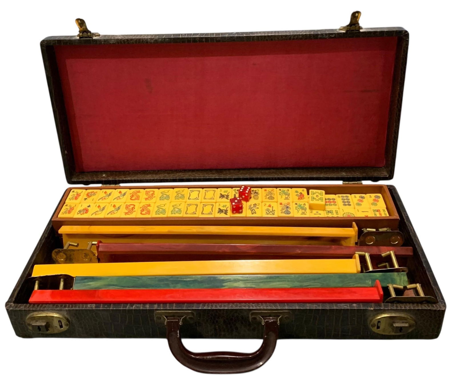 167 pc Vintage 1930s-40s Mahjong Butterscotch Bakelite Tile Game Set with Carrying Case: 19 7/8" x 10" x 3 3/4" faux croc covered carrying/storage case, 159 bakelite tiles, 2 dice and 5 game trays included, some age appropriate wear to the exterior of the case, the green tray has a end pi