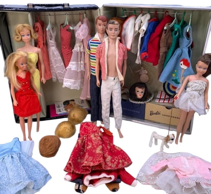 181 pc 1961 Barbie Doll Case, 1960s Tammy, Midge, Skipper, Ken Dolls, Dog, Clothing & Accessories: All pieces shown included with light age and wear to some of the materials, case is sound, a wig stand, 4 bubble wigs and a sleep eye Barbie doll head in the mix, Japan wired chenille Dog with lead, l