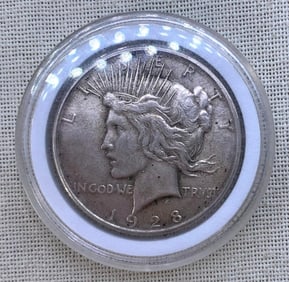 1928 S Silver Peace Dollar US $1 Coin