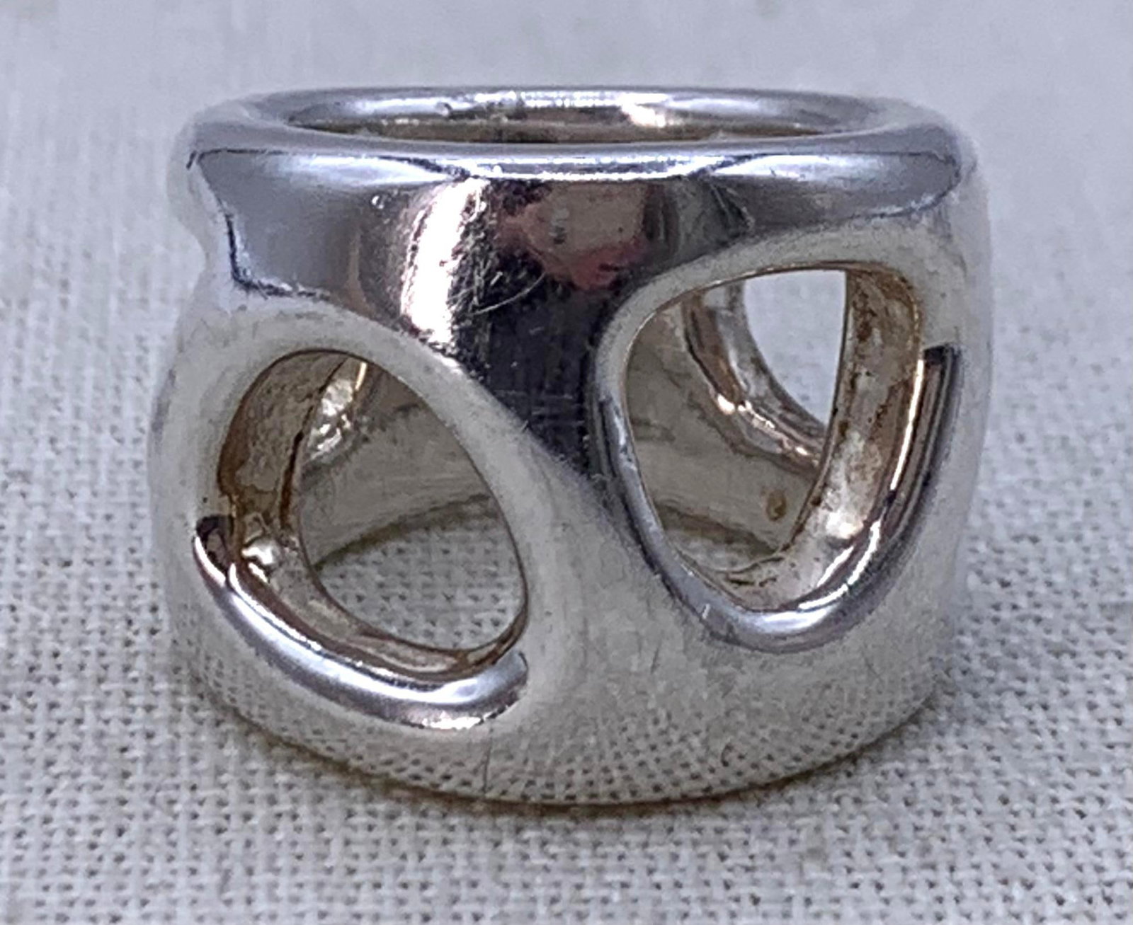 Modernist Sterling Silver Brutalist 925 Statement Ring: 925 hallmark, 7.5 size, 8 gram weight, 3/4" along the finger.
