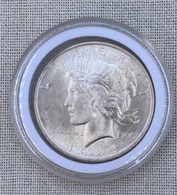 1925 Silver Peace Dollar US $1 Coin