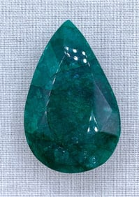 Astounding 498 Carat Pear Shaped Unmounted Emerald Jewelers Gemstone with Appraisal