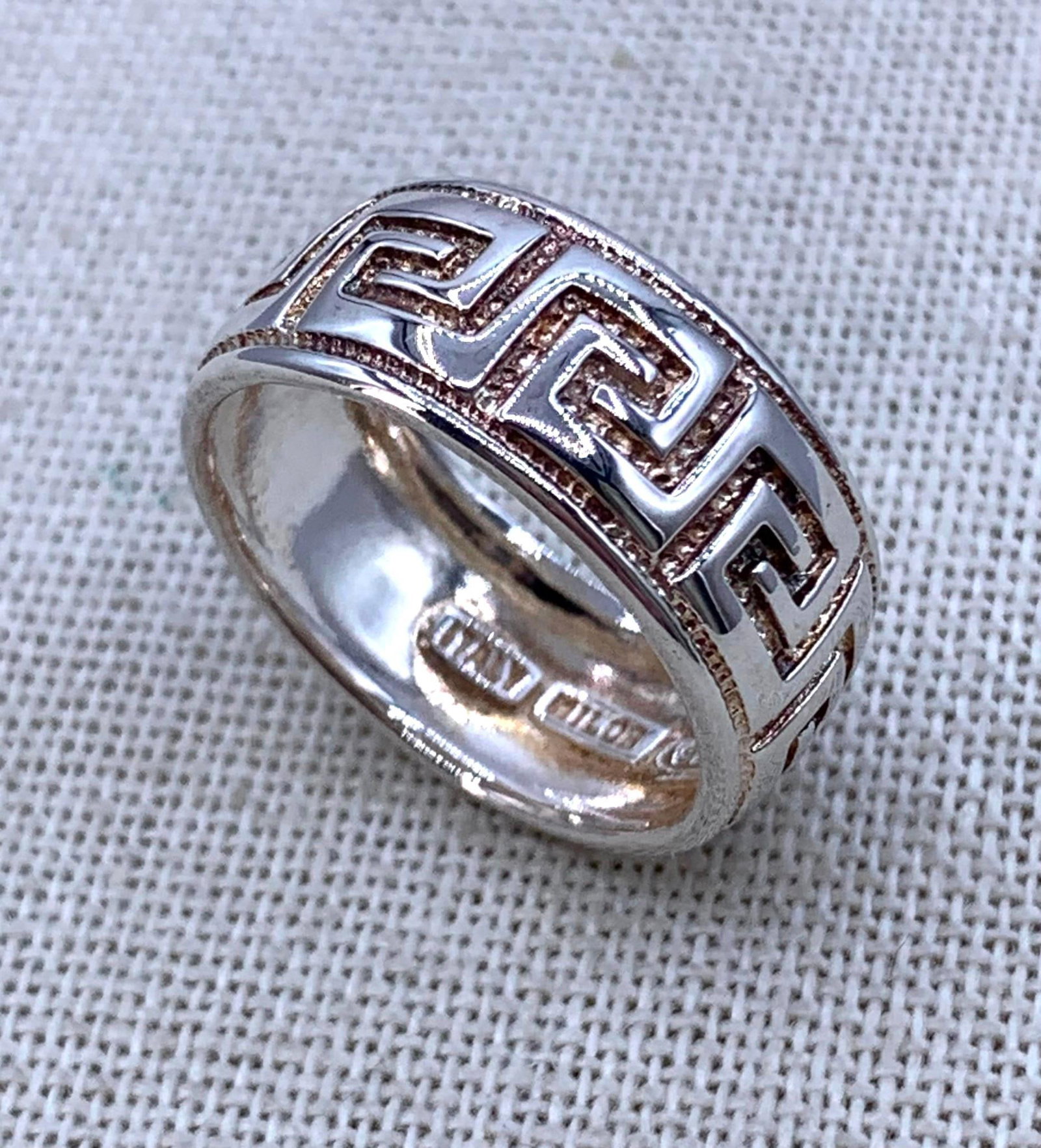 Italian MILOR Sterling Silver Greek Key Cigar Band Ring: 925 Italy Milor hallmarks, 5.5 gram weight, size 9, 3/8" width.