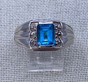 Quality Mid Century Men's Blue Topaz Glass Sterling Silver Ring