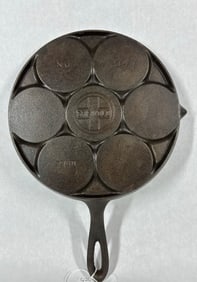 Griswold Block Logo No. 34 Cast Iron Plett Skillet