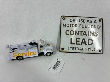 Motor Fuel Porcelain Plate & Cat Service Truck
