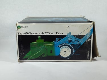 JD 2020 Tractor w 237 Corn Picker Precision Classics #14