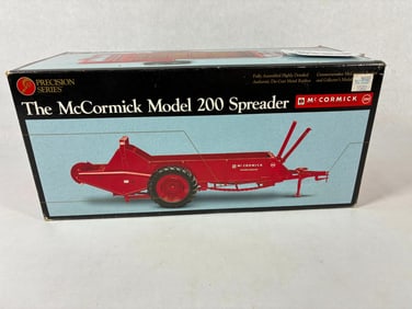 McCormick Model 200 Spreader Precision Series 9