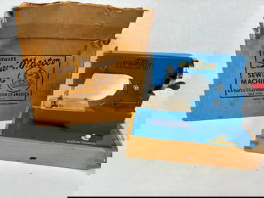 KAYanEE Sew Master Sewing Machine Berlin Germany Edition