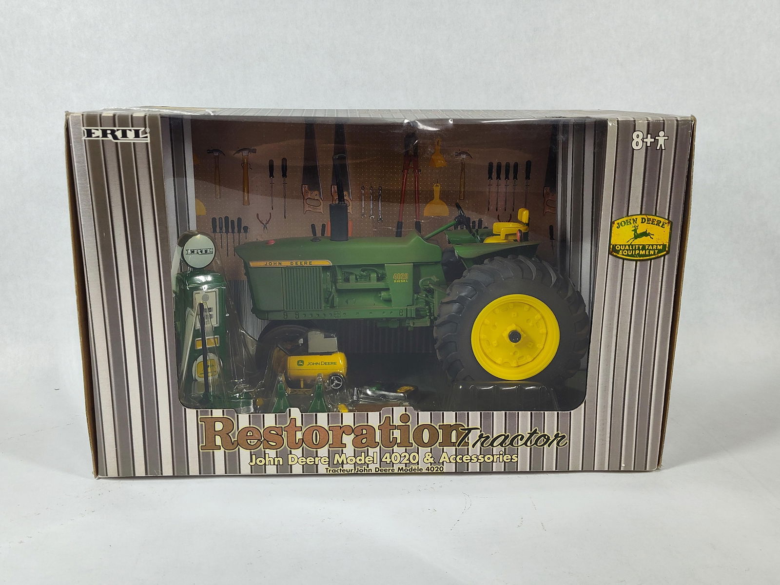 Ertl John Deere NF Model 4020 Restoration Tractor and Accessories: .