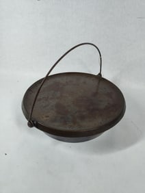 The Griswold  Mfg. Co. Rare Cast Iron Erie Gas Griddle No. 774 w/ Bale Handle