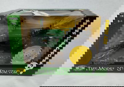 Ertl John Deere HD NF Model G Precision Key Series No. 2 Tractor