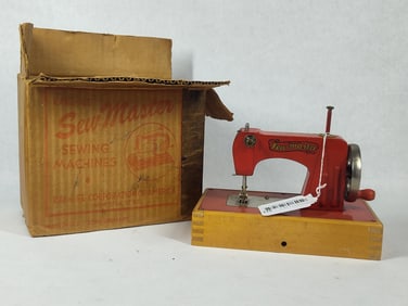 KAY-an-EE Berlin Germany Childs Sewing Machine in Original Packaging