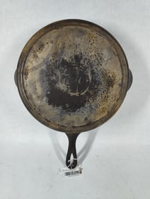 Griswold Large Slant Logo No. 11 Cast Iron Skillet with Fire/Heat Ring