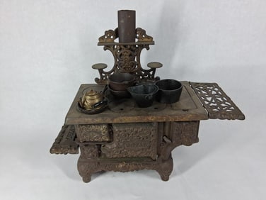 Royal Salesman Sample Cast Iron Stove & Cookware
