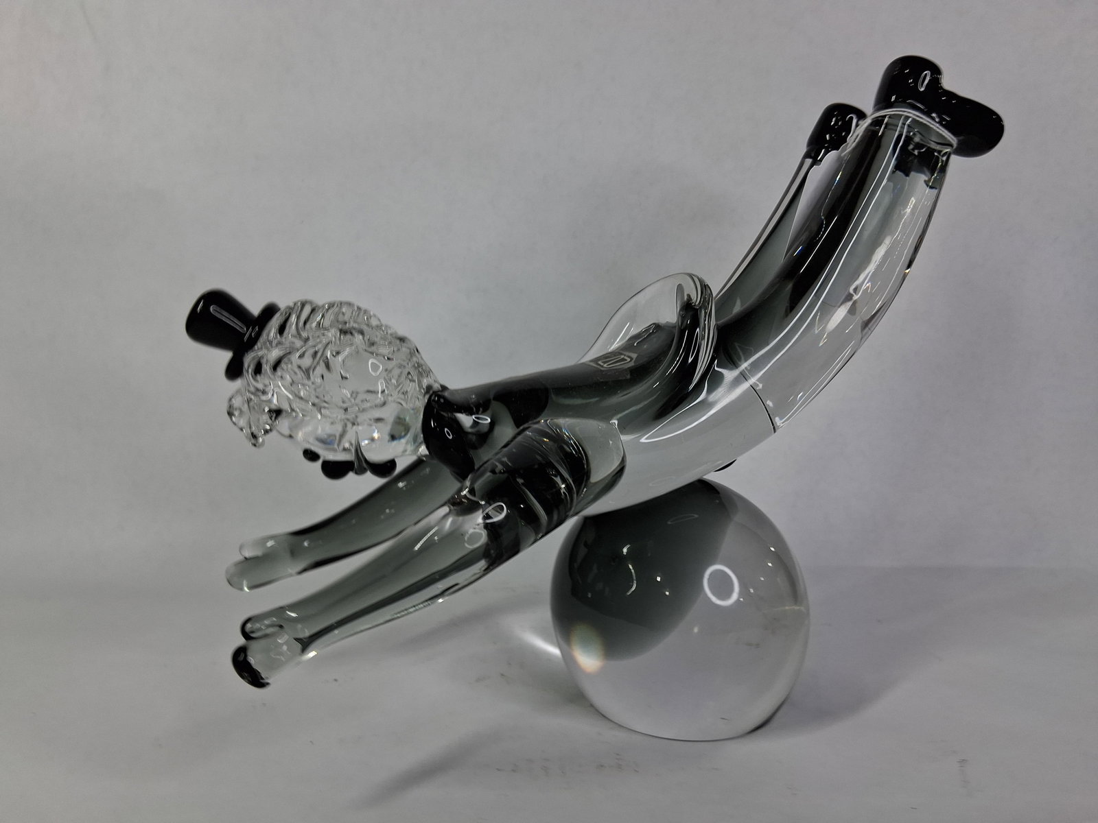 V. Nason & Co. Murano Italy Clear and Smoked Glass Acrobat Clown Figural Sculpture Art: Good condition with no chips, cracks or breaks? 11 x 14