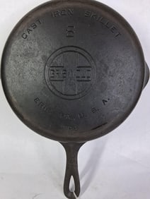 Griswold Large Block Logo Cast Iron No. 8 Skillet