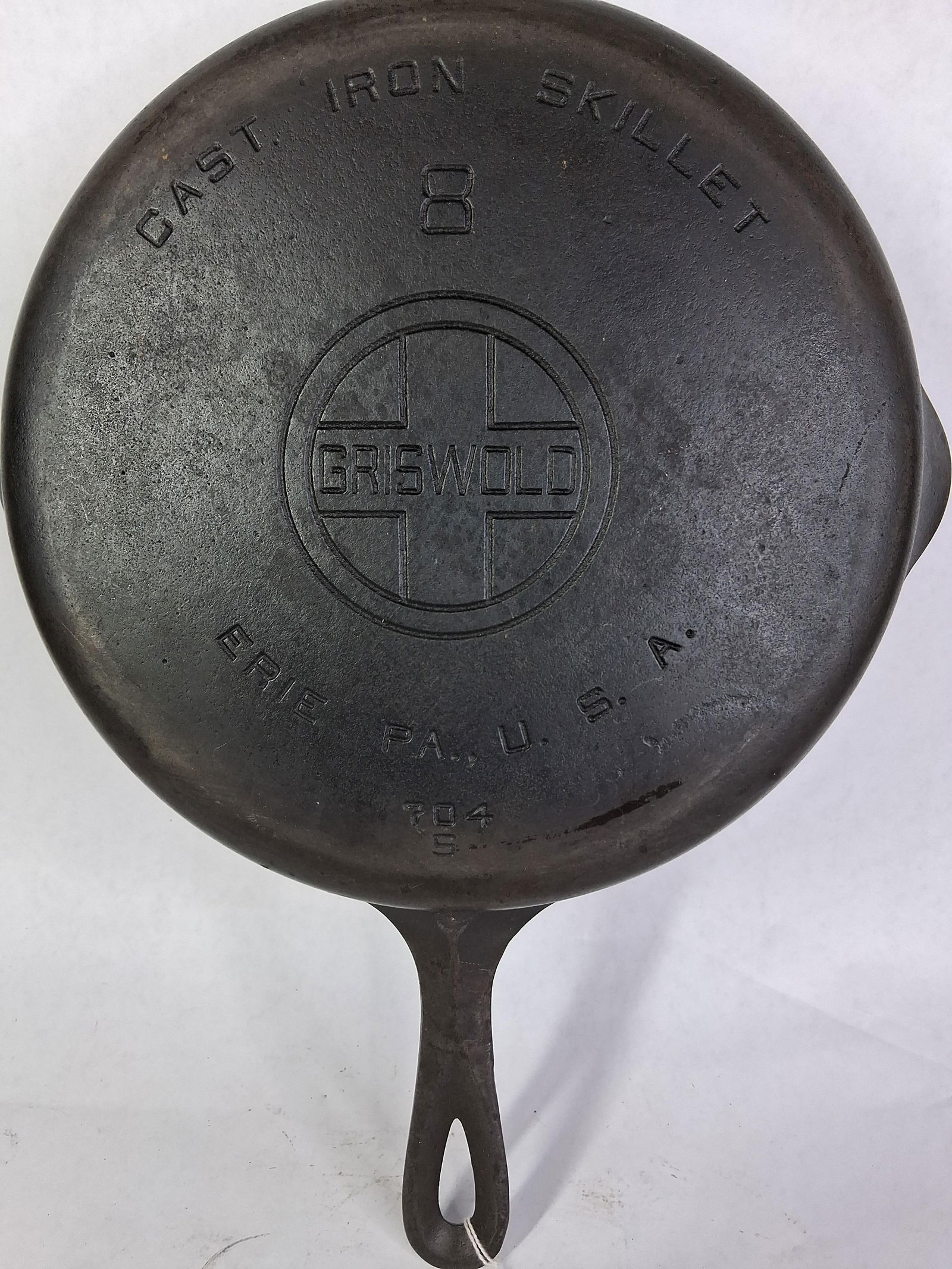 Griswold Large Block Logo Cast Iron No. 8 Skillet: Good overall clean condition