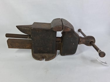 American Scale Co No 40 Vise w Horn