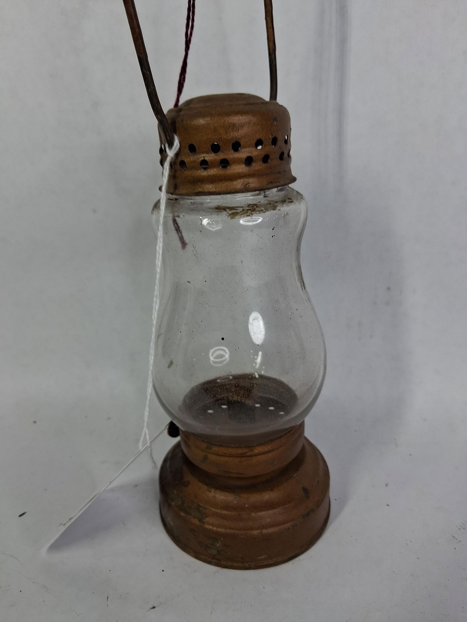 Early Wick Burner Skaters Lantern - 3