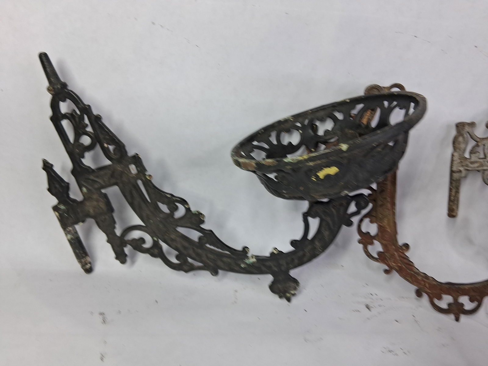 Cast Iron Oil Lamp Holders (1 of 7)