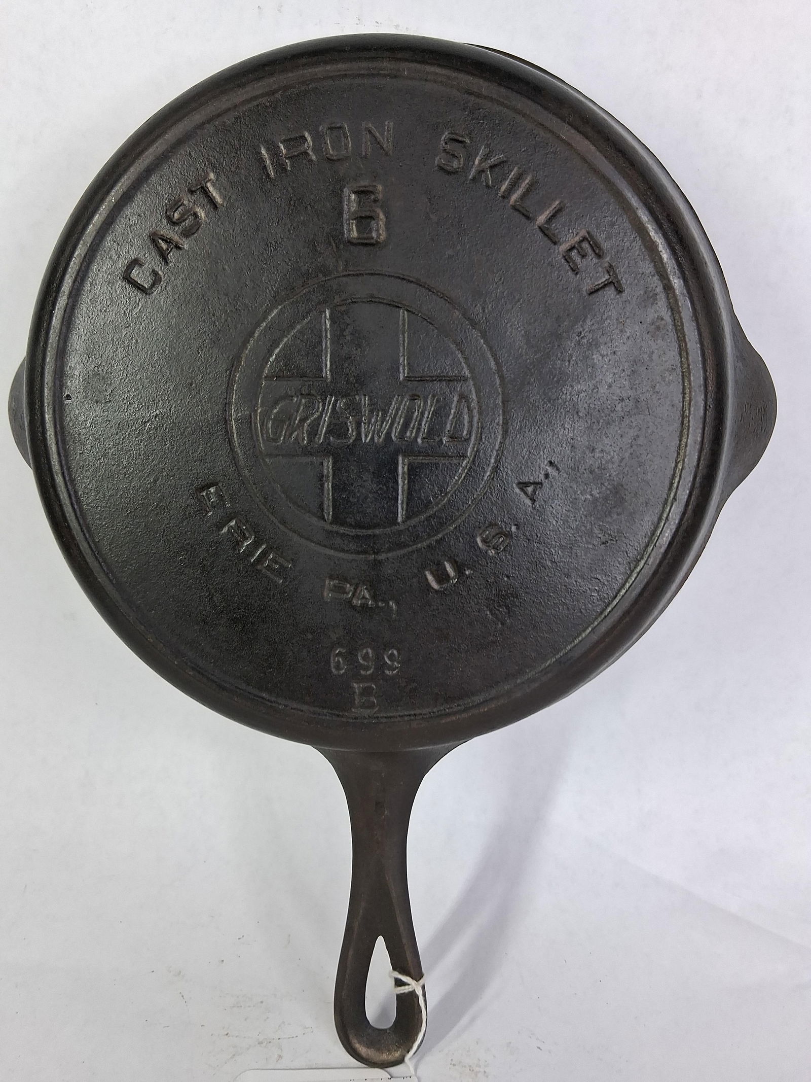 Griswold Slant Logo Cast Iron No. 6 Skillet w/ Heat Ring (1 of 5)