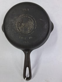 Griswold Large Block Logo Cast Iron No. 3 Skillet