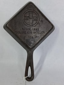 Griswold Small Block Logo Cast Iron Square No.129 Egg Skillet