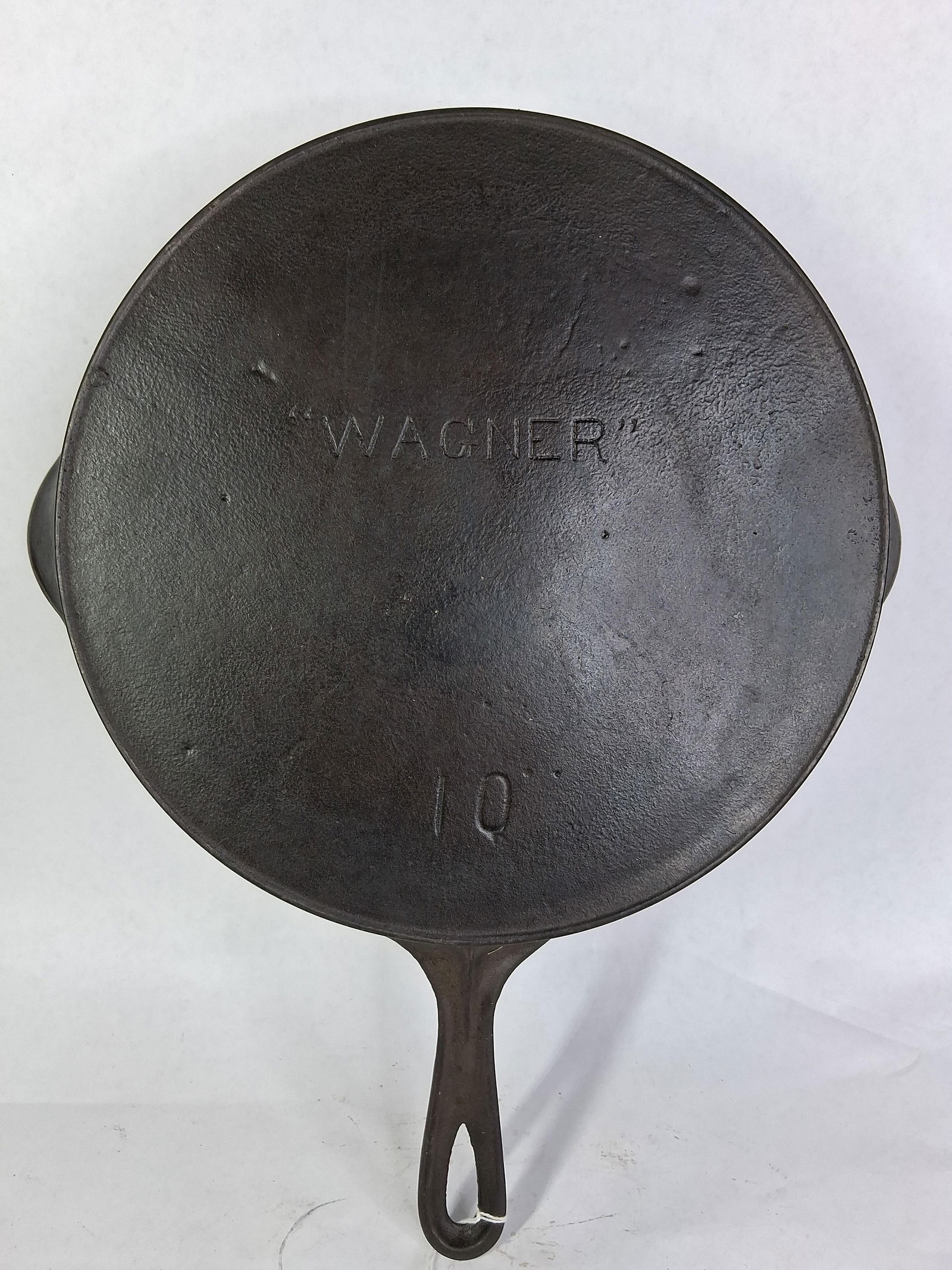 Wagner Ware Cast Iron No. 10 Skillet w/ Heat Ring: Good overall clean condition